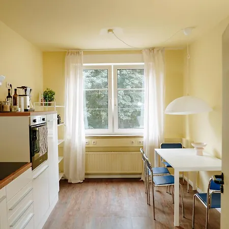 Apartamento Grosse In Der Suedvorstadt Mit Parkplaetzen *