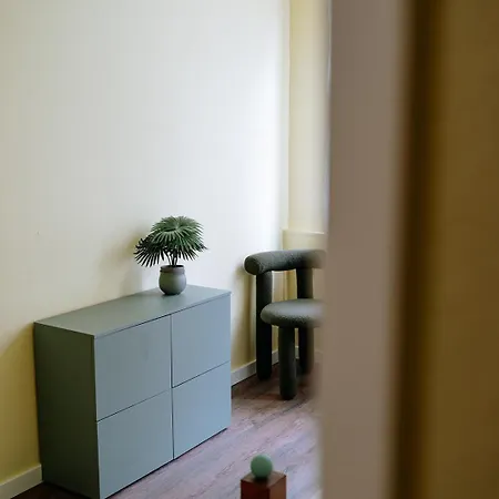 Grosse In Der Suedvorstadt Mit Parkplaetzen Apartamento Leipzig